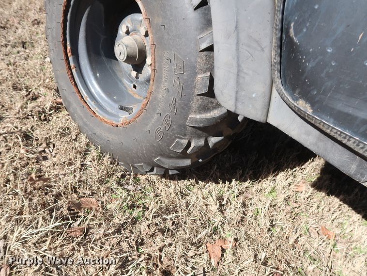 image for item GD9933 2011 Kubota RTV900 utility vehicle