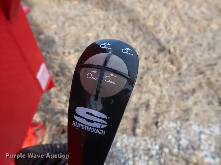 image for item GD9938 2015 PJ CarHauler Tilt T7383 tilt deck equipment trailer