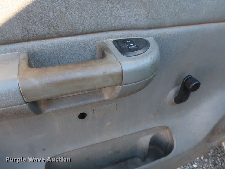 image for item GD9947 2009 Chevrolet Silverado 2500HD LS Crew Cab pickup truck