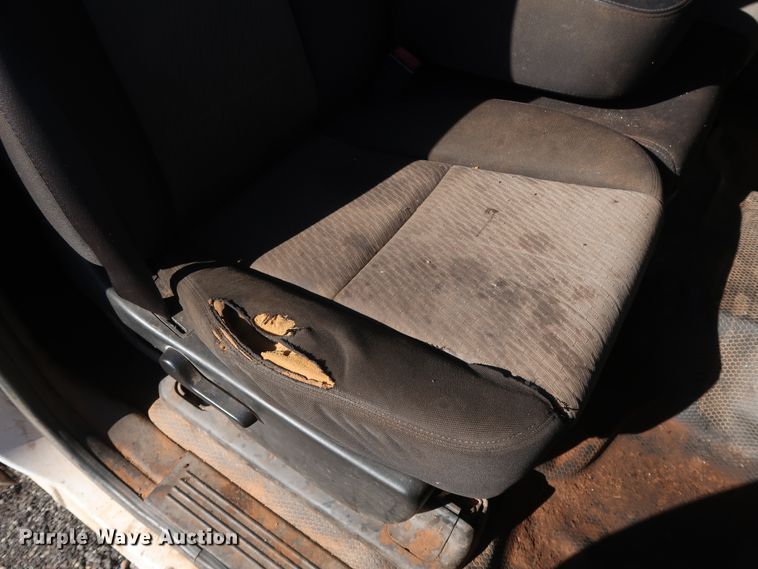 image for item GD9947 2009 Chevrolet Silverado 2500HD LS Crew Cab pickup truck