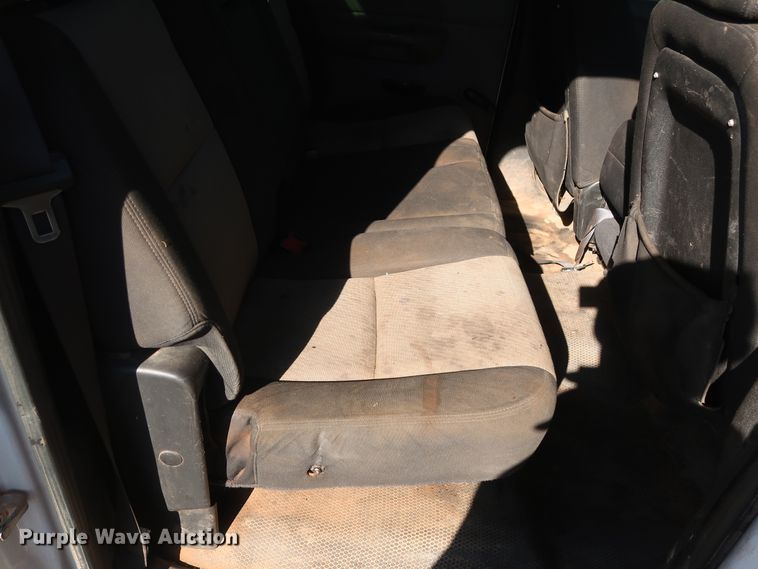 image for item GD9947 2009 Chevrolet Silverado 2500HD LS Crew Cab pickup truck