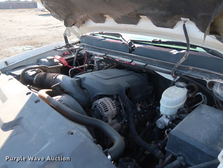 image for item GD9947 2009 Chevrolet Silverado 2500HD LS Crew Cab pickup truck