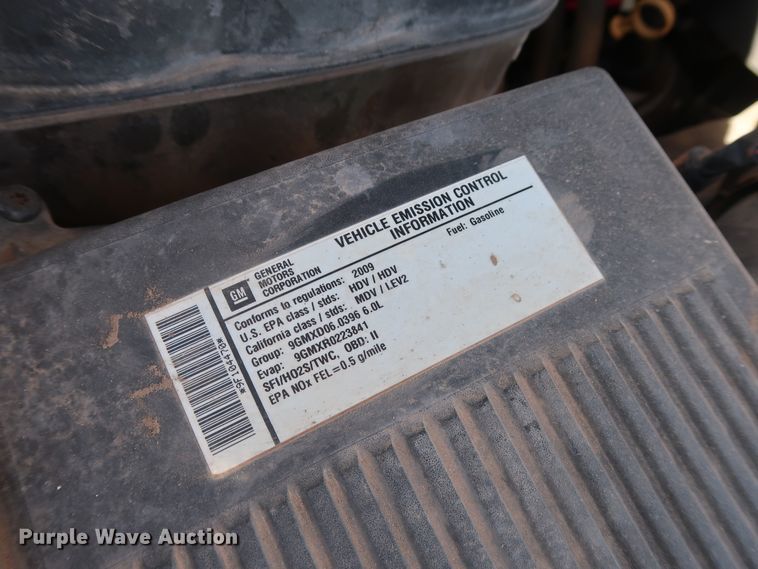 image for item GD9947 2009 Chevrolet Silverado 2500HD LS Crew Cab pickup truck