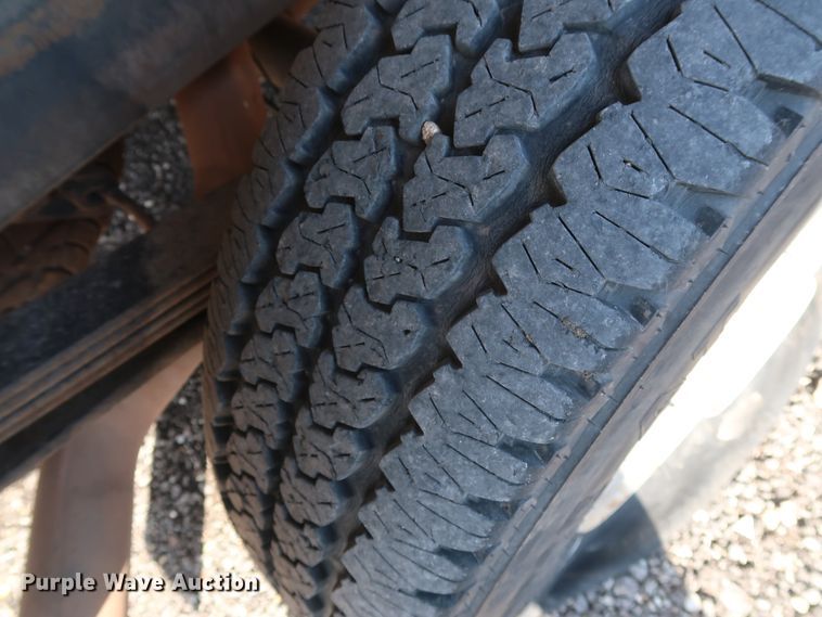 image for item GD9947 2009 Chevrolet Silverado 2500HD LS Crew Cab pickup truck