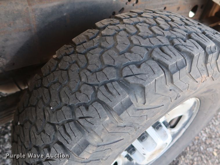 image for item GD9947 2009 Chevrolet Silverado 2500HD LS Crew Cab pickup truck