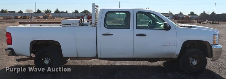 image for item GD9950 2008 Chevrolet Silverado 2500HD LT Crew Cab pickup truck