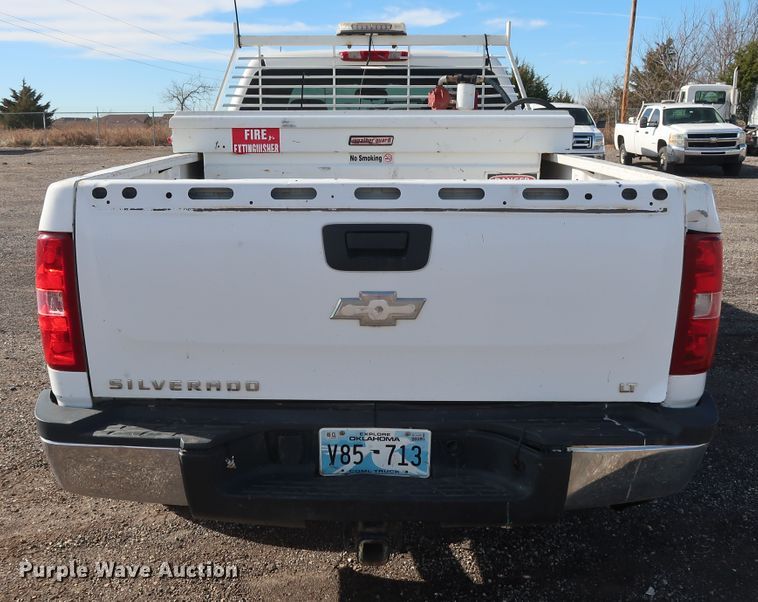 image for item GD9950 2008 Chevrolet Silverado 2500HD LT Crew Cab pickup truck