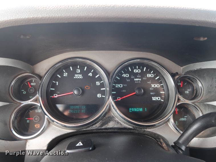 image for item GD9950 2008 Chevrolet Silverado 2500HD LT Crew Cab pickup truck