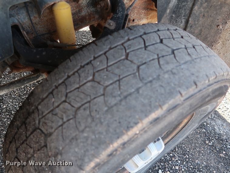 image for item GD9950 2008 Chevrolet Silverado 2500HD LT Crew Cab pickup truck