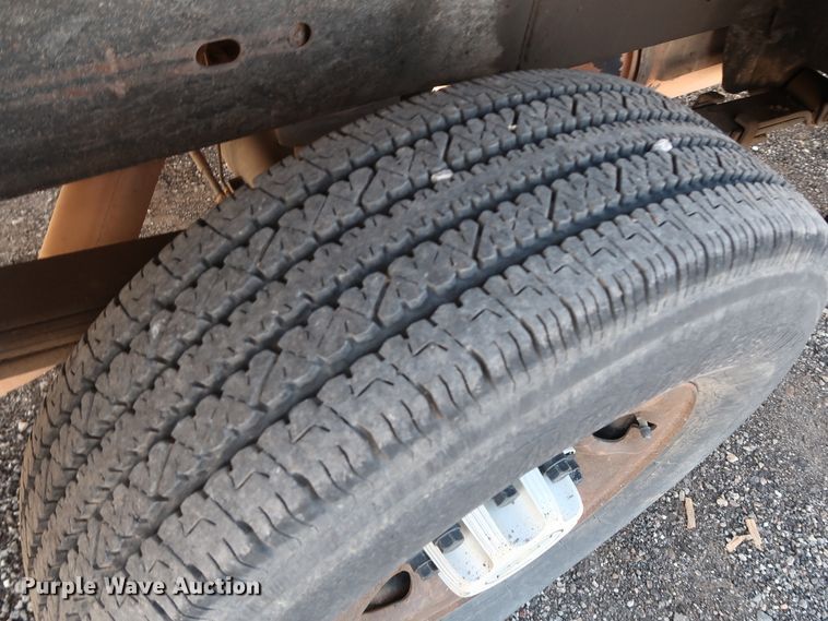 image for item GD9950 2008 Chevrolet Silverado 2500HD LT Crew Cab pickup truck