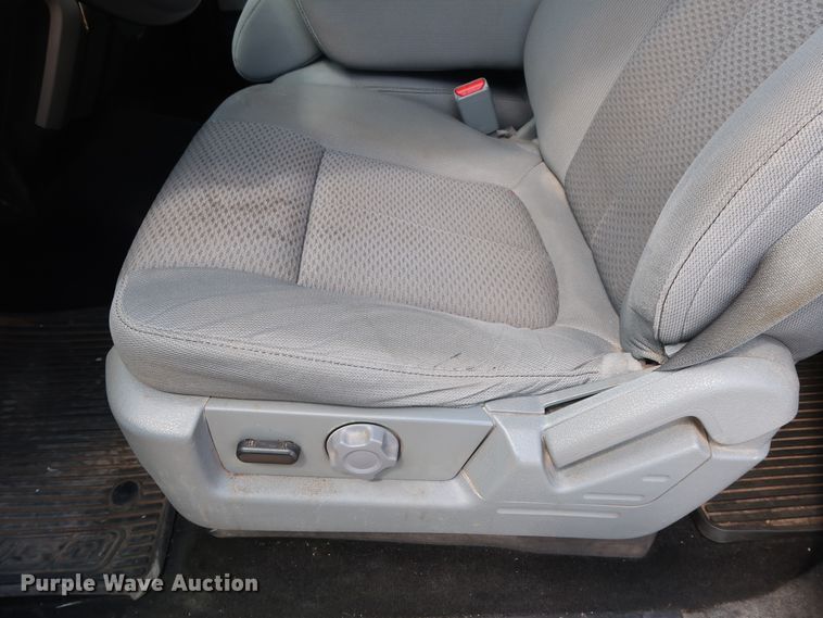 image for item GE9003 2013 Ford F150 XLT SuperCrew pickup truck