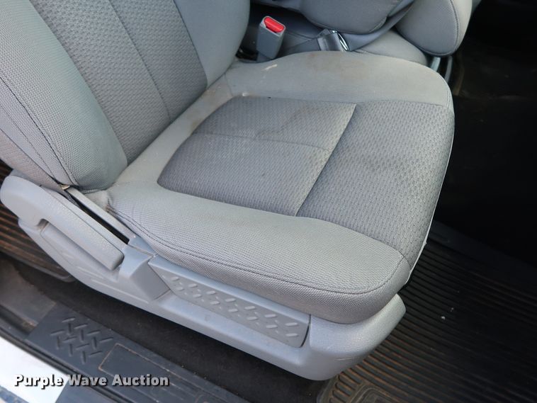 image for item GE9003 2013 Ford F150 XLT SuperCrew pickup truck