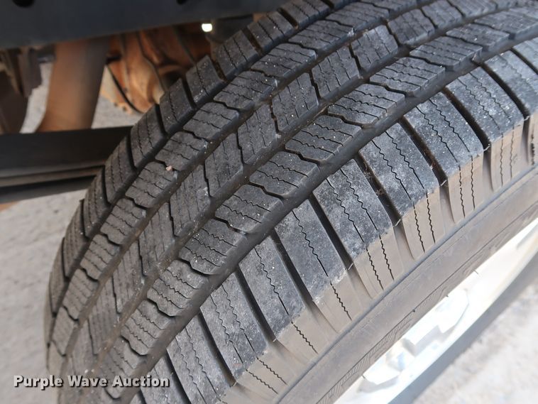 image for item GE9003 2013 Ford F150 XLT SuperCrew pickup truck