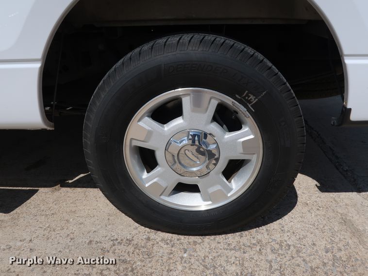 image for item GE9003 2013 Ford F150 XLT SuperCrew pickup truck