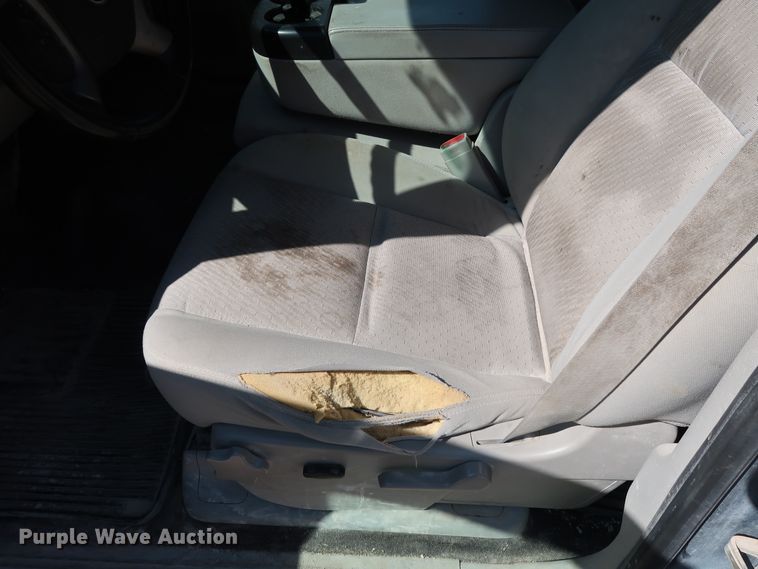 image for item GE9009 2011 Chevrolet Silverado 1500 Crew Cab pickup truck