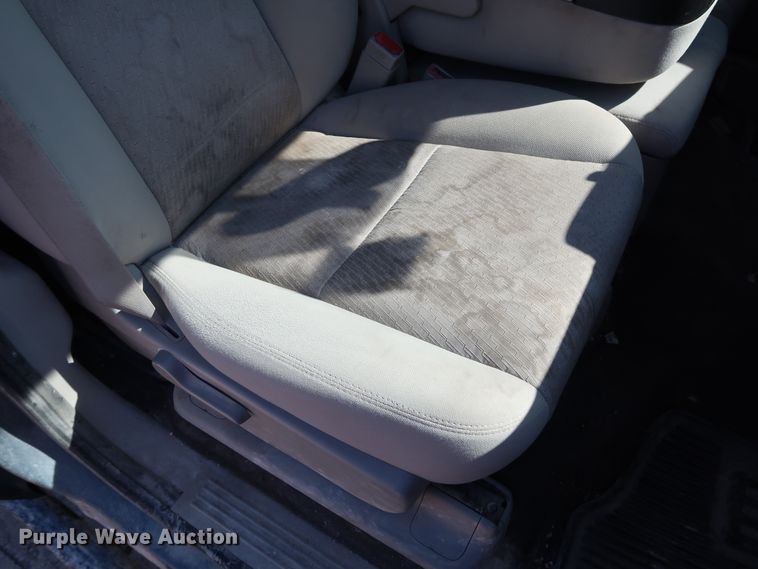 image for item GE9009 2011 Chevrolet Silverado 1500 Crew Cab pickup truck