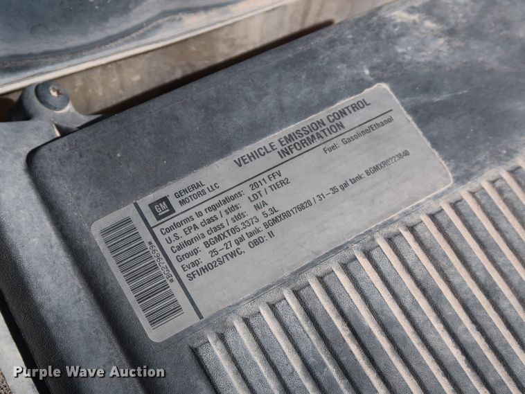 image for item GE9009 2011 Chevrolet Silverado 1500 Crew Cab pickup truck