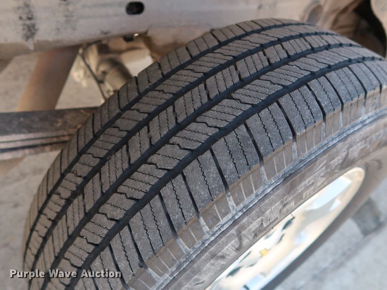 image for item GE9009 2011 Chevrolet Silverado 1500 Crew Cab pickup truck