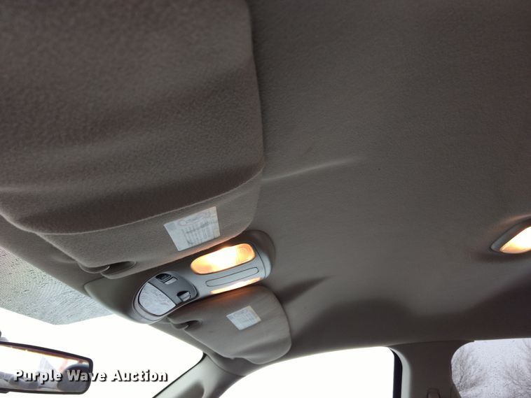 image for item GE9556 2007 Dodge Ram 3500 SLT Quad Cab utility bed pickup truck