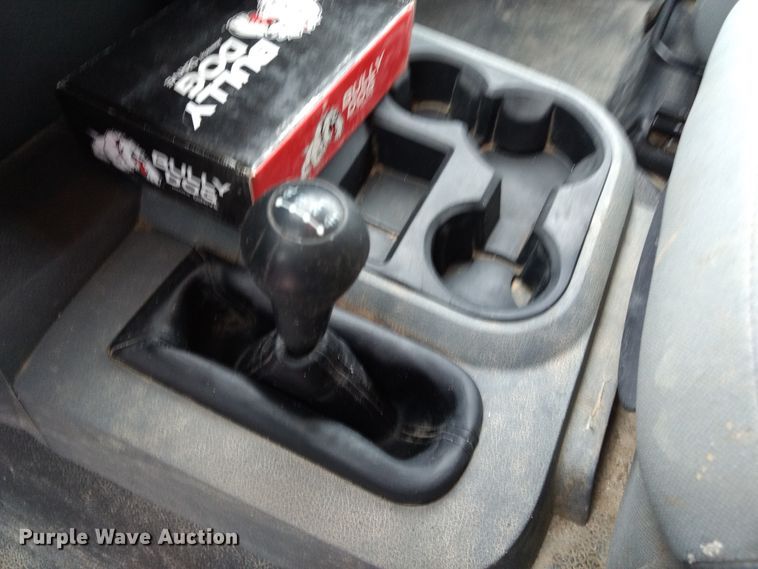 image for item GE9556 2007 Dodge Ram 3500 SLT Quad Cab utility bed pickup truck