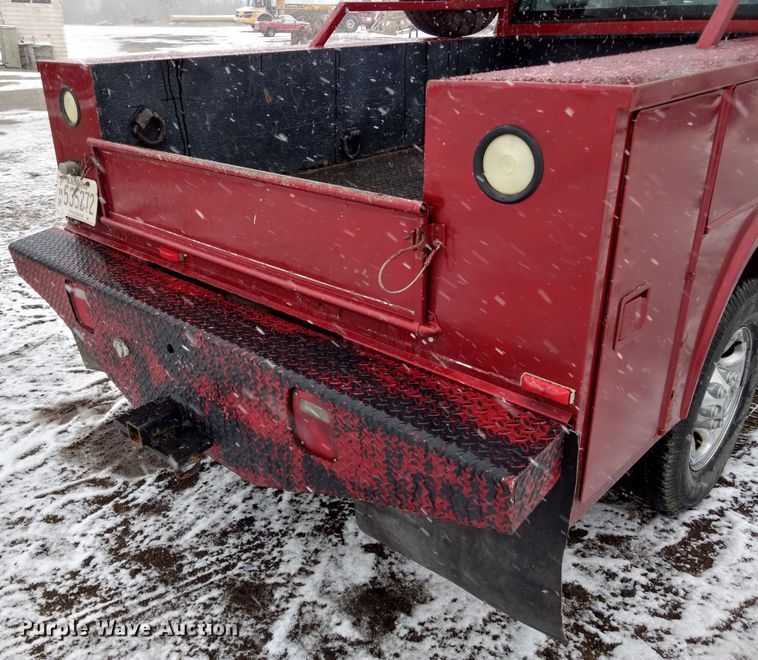 image for item GE9556 2007 Dodge Ram 3500 SLT Quad Cab utility bed pickup truck