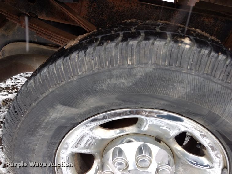 image for item GE9556 2007 Dodge Ram 3500 SLT Quad Cab utility bed pickup truck