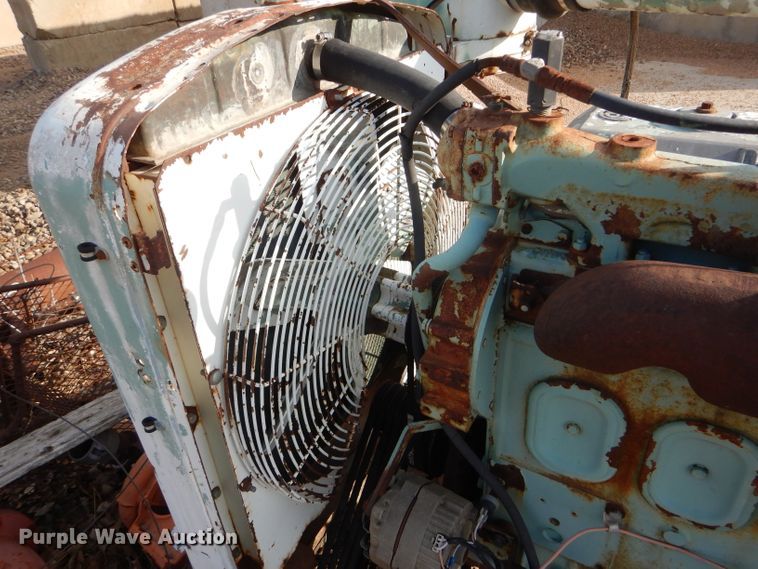 image for item GE9582 Detroit Diesel 671 7.0L six cylinder diesel engine