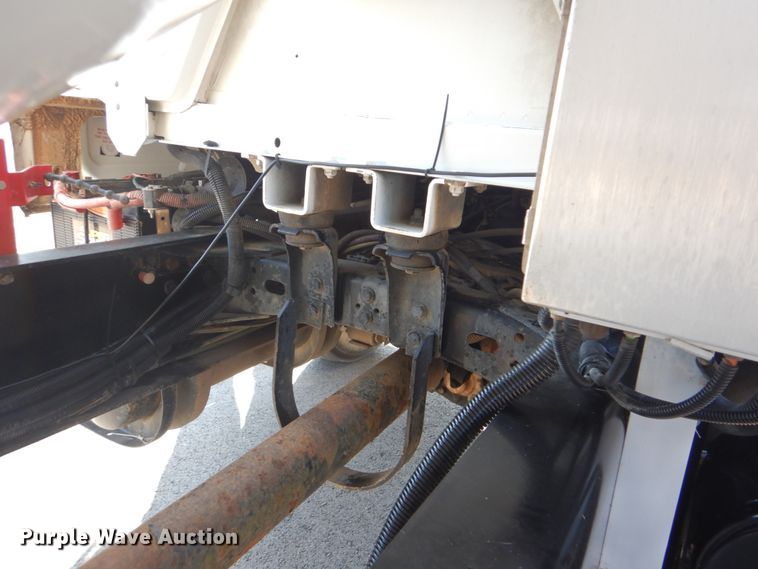 image for item GF9002 2004 Freightliner FL70 fuel truck