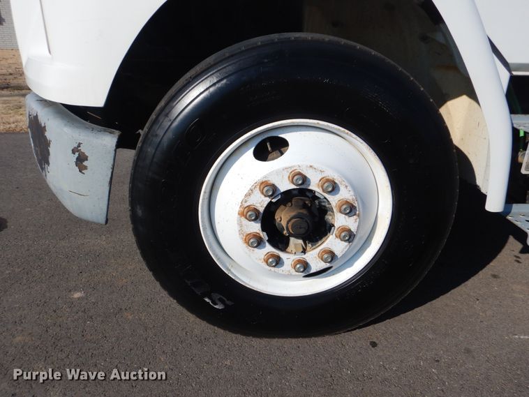 image for item GF9002 2004 Freightliner FL70 fuel truck