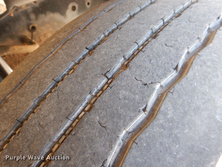 image for item GF9002 2004 Freightliner FL70 fuel truck