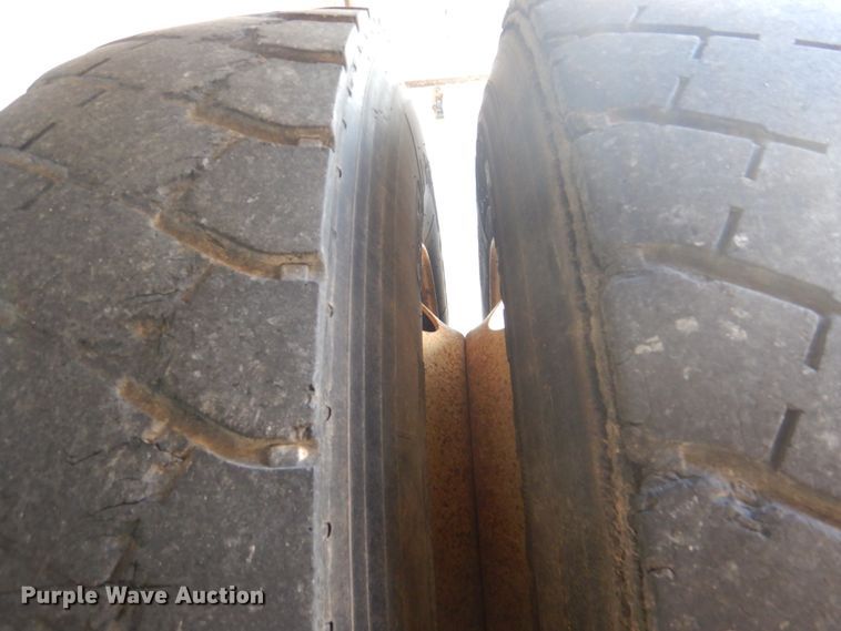 image for item GF9002 2004 Freightliner FL70 fuel truck