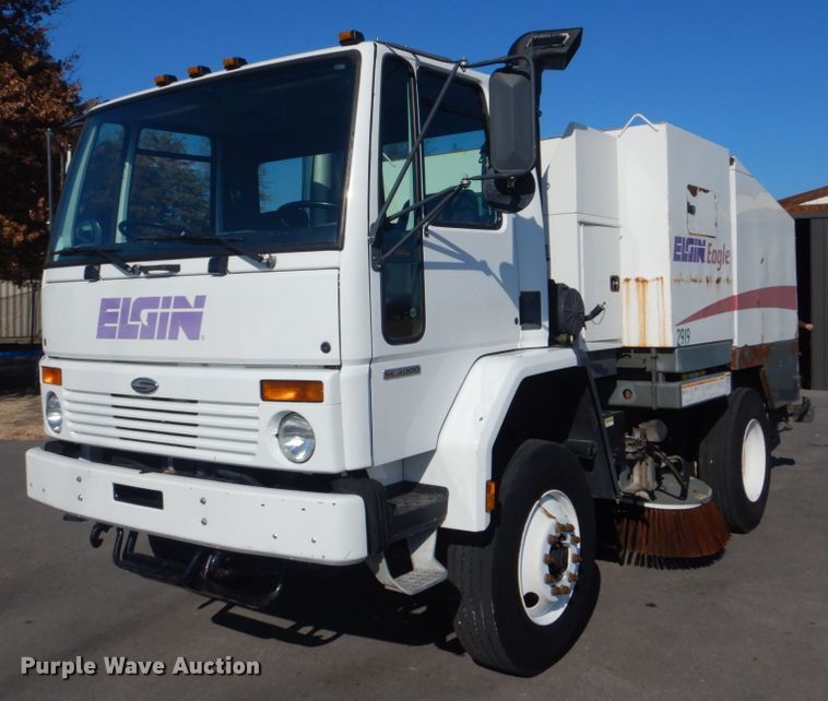 image for item GF9003 2002 Sterling SC8000 street sweeper truck
