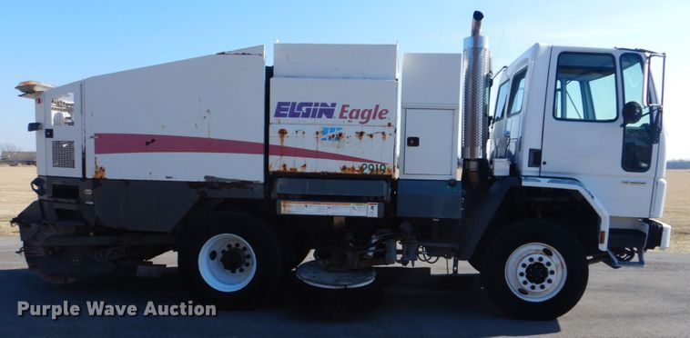 image for item GF9003 2002 Sterling SC8000 street sweeper truck
