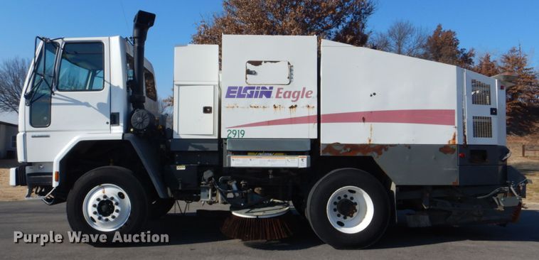 image for item GF9003 2002 Sterling SC8000 street sweeper truck