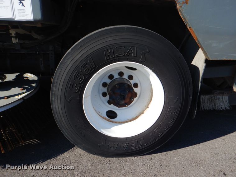 image for item GF9003 2002 Sterling SC8000 street sweeper truck