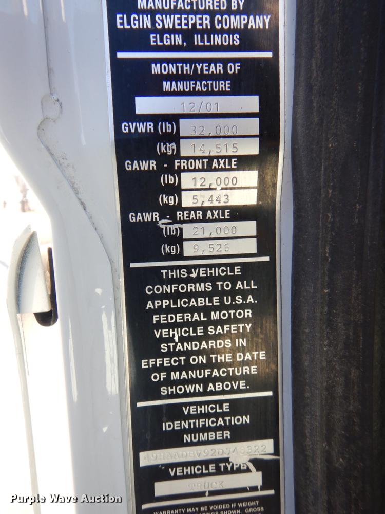 image for item GF9003 2002 Sterling SC8000 street sweeper truck