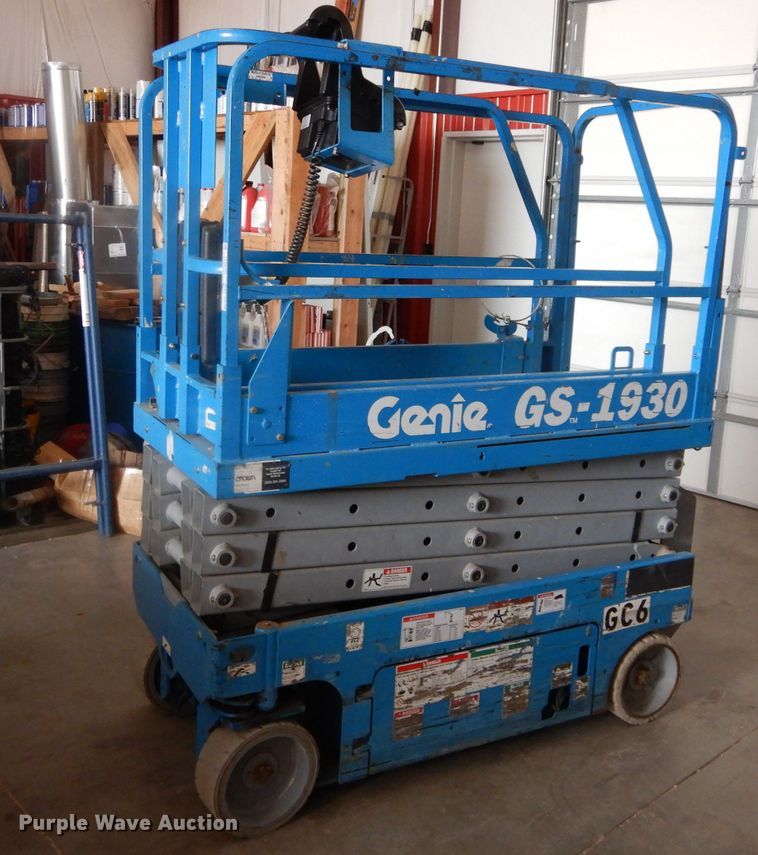 image for item GF9837 Genie GS-1930 scissor lift