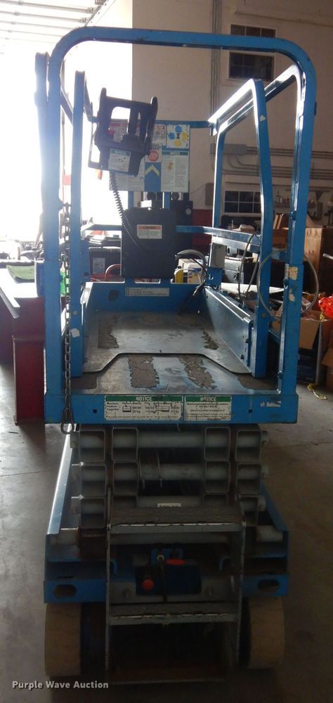 image for item GF9837 Genie GS-1930 scissor lift