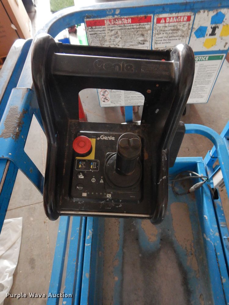 image for item GF9837 Genie GS-1930 scissor lift