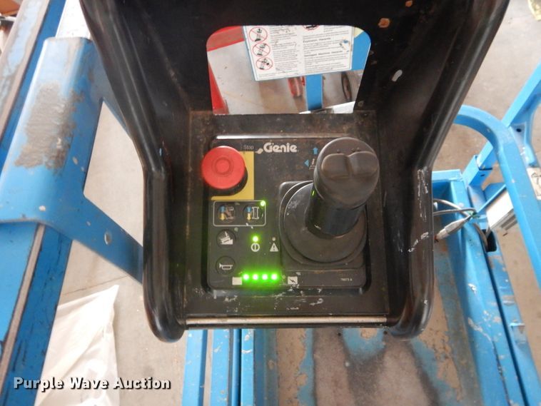 image for item GF9837 Genie GS-1930 scissor lift