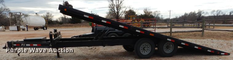 image for item GF9842 2017 PJ tilt deck equipment trailer