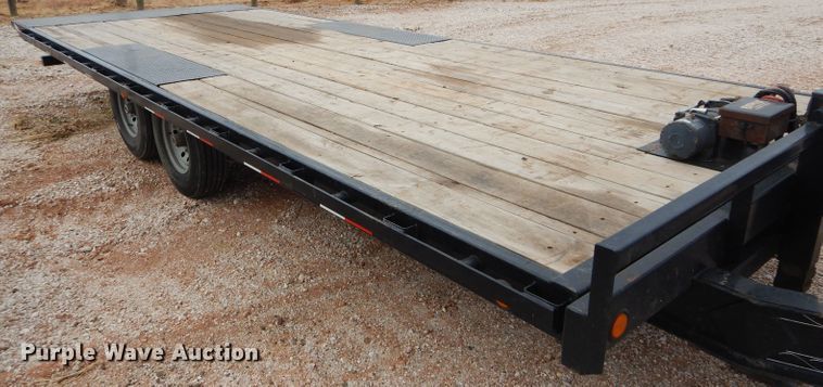 image for item GF9842 2017 PJ tilt deck equipment trailer
