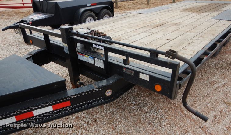 image for item GF9842 2017 PJ tilt deck equipment trailer
