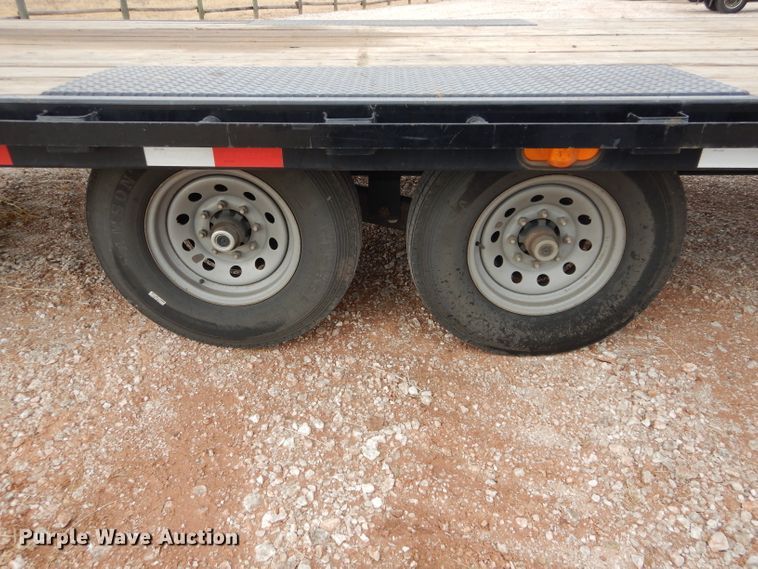 image for item GF9842 2017 PJ tilt deck equipment trailer