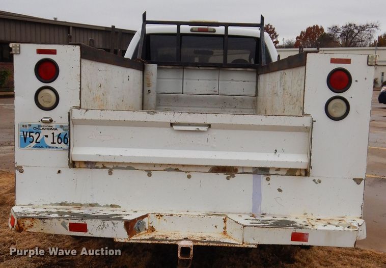 image for item GF9848 2008 Ford F350 XL Super Duty SuperCab utility bed pickup truck