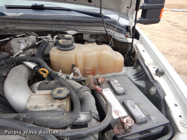 image for item GF9848 2008 Ford F350 XL Super Duty SuperCab utility bed pickup truck