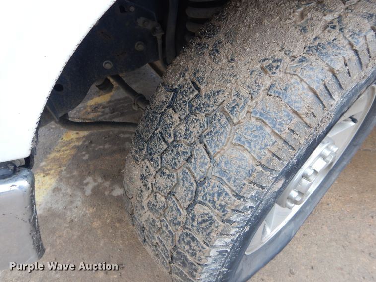 image for item GF9848 2008 Ford F350 XL Super Duty SuperCab utility bed pickup truck