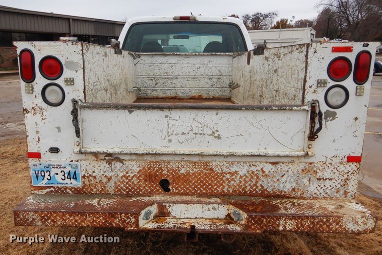 image for item GF9849 2001 Ford F250 Super Duty SuperCab utility bed pickup truck