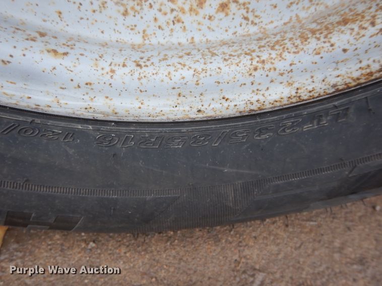 image for item GF9849 2001 Ford F250 Super Duty SuperCab utility bed pickup truck