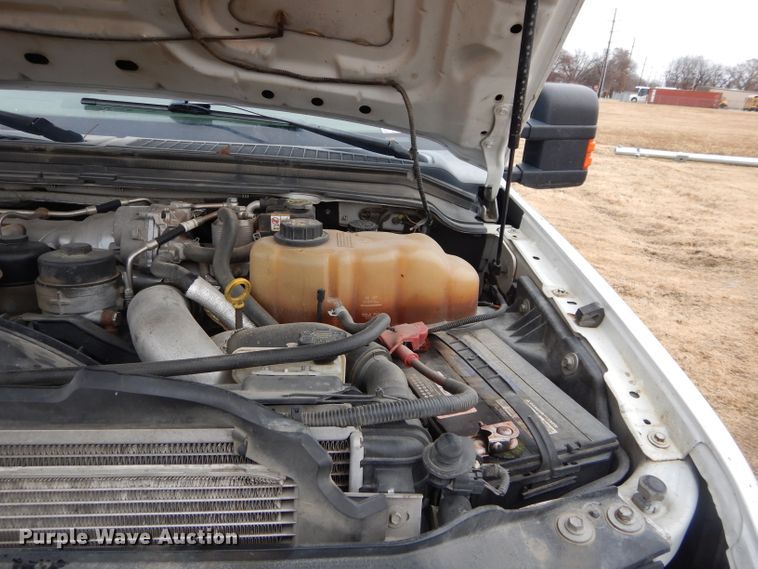 image for item GF9850 2010 Ford F350 XL Super Duty SuperCab utility bed pickup truck